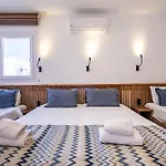 Costa Viva בודרום