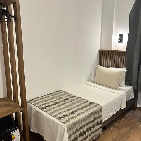 Ξενοδοχείο Costa Viva *
